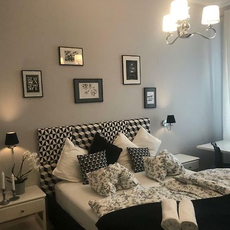 Stare Miasto Bednarska 10 Apartman Varsó Kültér fotó