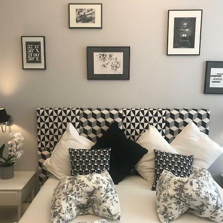 Stare Miasto Bednarska 10 Apartman Varsó Kültér fotó