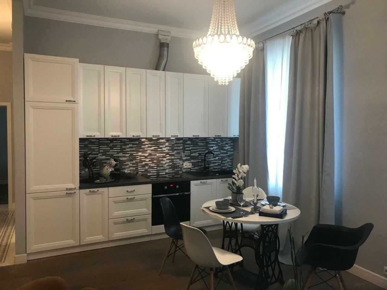 Stare Miasto Bednarska 10 Apartman Varsó Kültér fotó