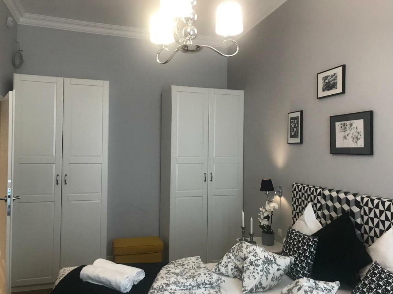 Stare Miasto Bednarska 10 Apartman Varsó Kültér fotó